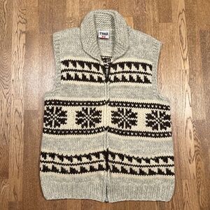 Vintage 90s Tuak Wool Cowichan Knit Made in Canada Zip Vest Unisex One Size
